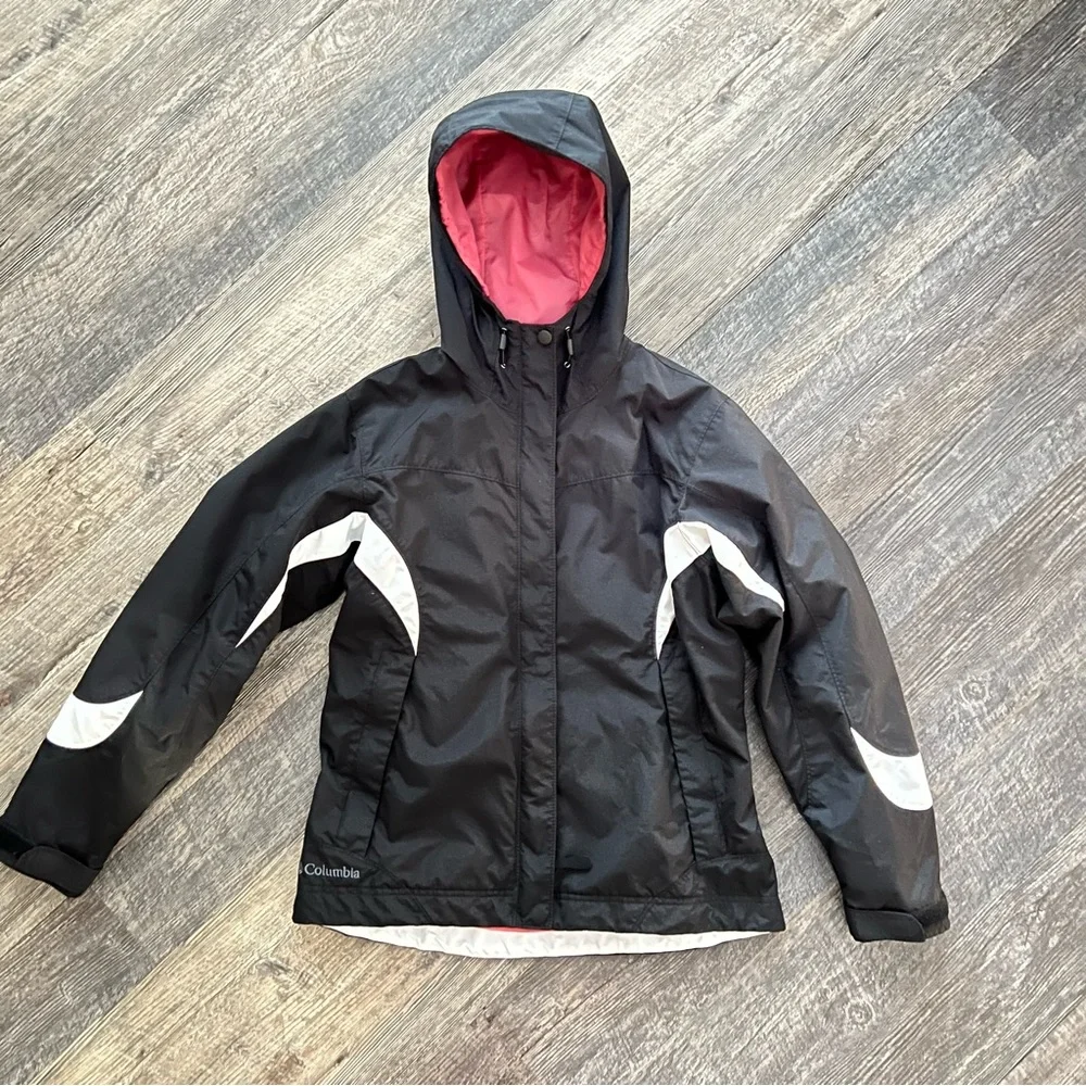 Columbia Rain Jacket - Picture 2 of 8